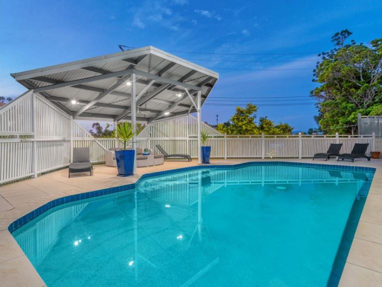 Family Pool Coorparoo