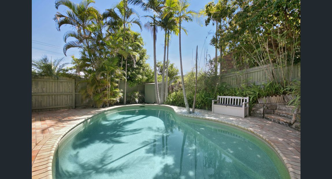 East Pool Mount Gravatt